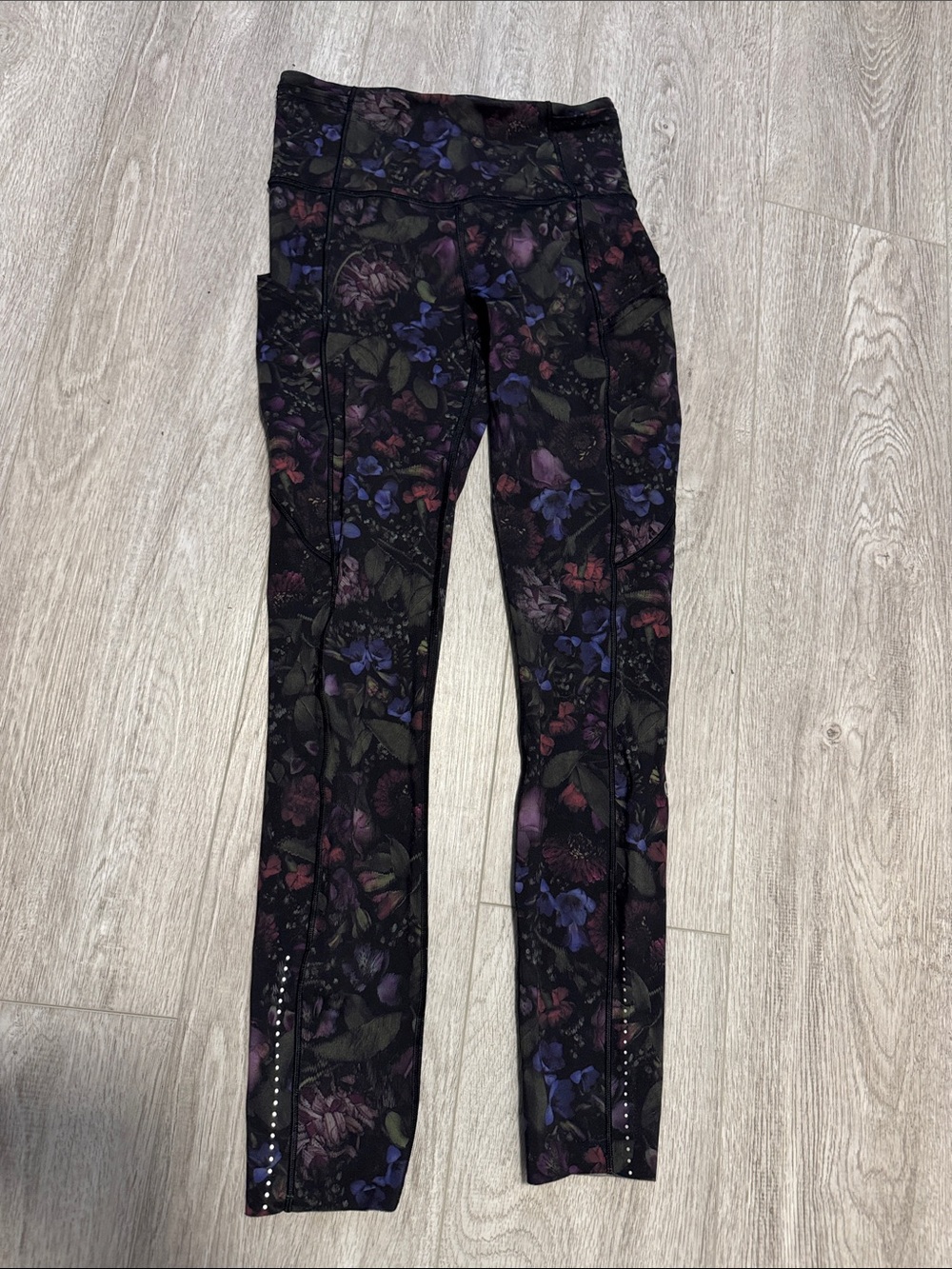 Black Floral Women’s Lululemon Tights with pockets